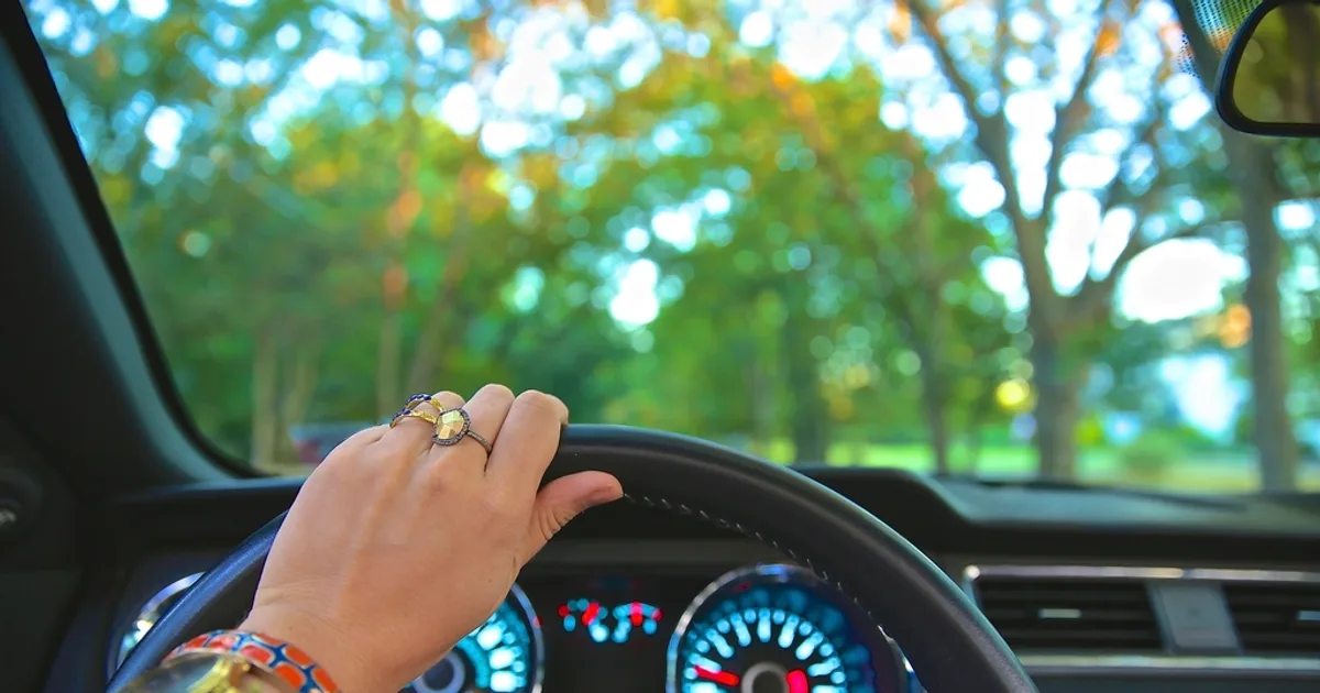 Dash Cam Buying: Resolution, Parking Mode and Why Storage Fails